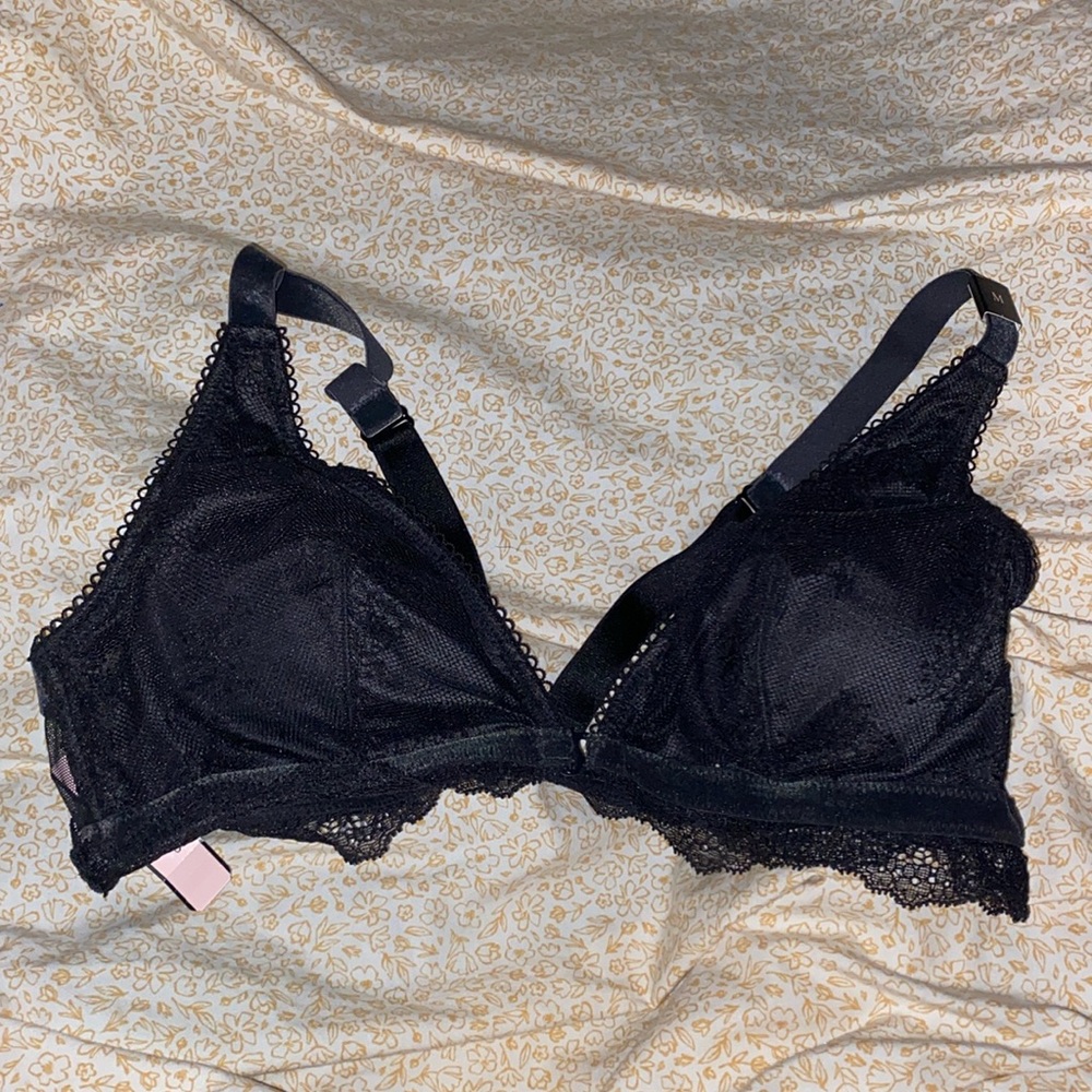 Victoria’s Secret VS black M medium Lace Bralette NWT Bra New sheer
